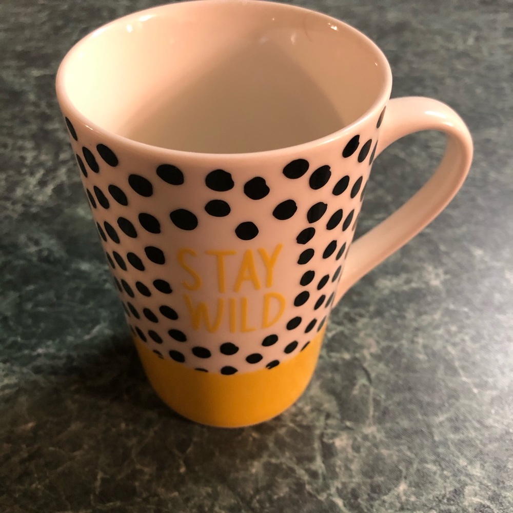Stay wild Polka dot coffee or tea cup like new - Picture 1 of 4
